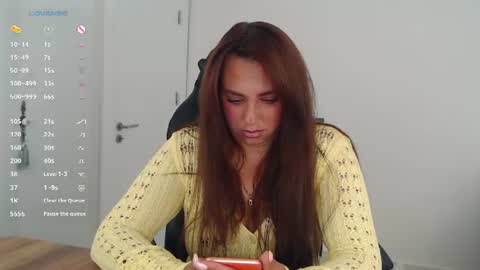 _just_a_queen_3 online show from 21, 7, 2026