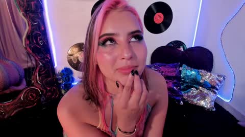 Snapshot of _karine01 chatting on 31, 1, 2025 _karine01 online show from 31, 1, 2025