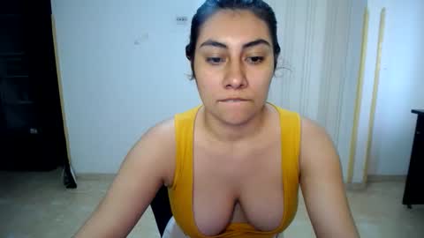 Snapshot of _katerin_love chatting on 1, 2, 2026 kateryn online show from 1, 2, 2026