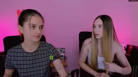 _kellykitten_ online show from 14, 12, 2025