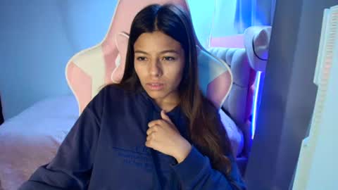 khloe sweet online show from 20, 4, 2026