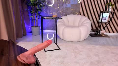 Kim online show from 5, 3, 2026