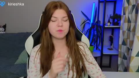 Molly   Emily online show from 26, 12, 2024