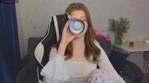 Molly   Emily online show from 19, 12, 2025