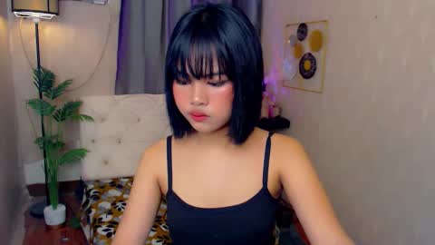 Snapshot of _kittyk7 chatting on 15, 12, 2025 bugrang online show from 15, 12, 2025