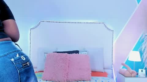 Snapshot of _krystal_cambell chatting on 10, 5, 2026 _krystal_cambell online show from 10, 5, 2026