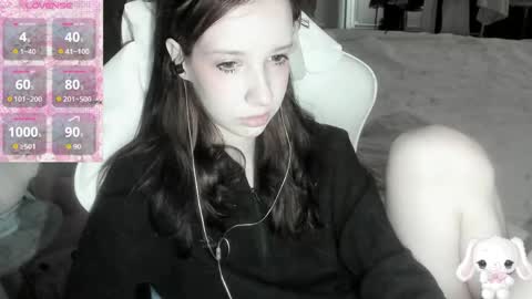  kuro  online show from 6, 4, 2026