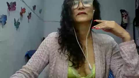 SANDRA online show from 12, 9, 2025