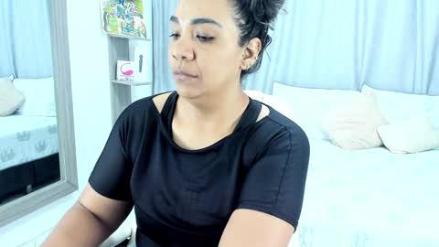 NAILHA SAJANI  online show from 7, 12, 2024