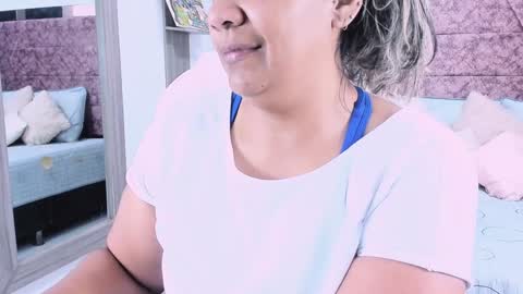 NAILHA SAJANI  online show from 4, 2, 2025