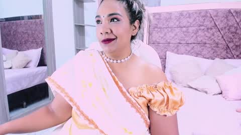 NAILHA SAJANI  online show from 7, 2, 2025