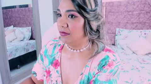 NAILHA SAJANI  online show from 14, 2, 2025