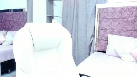 NAILHA SAJANI  online show from 21, 2, 2025