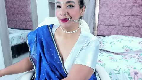 NAILHA SAJANI  online show from 1, 3, 2025