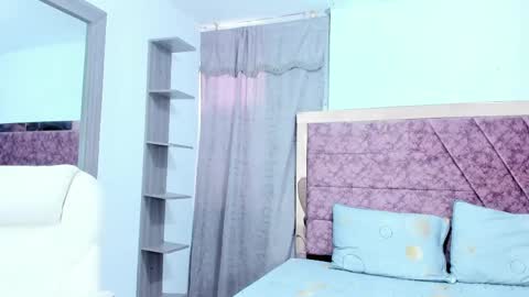 NAILHA SAJANI  online show from 5, 3, 2025