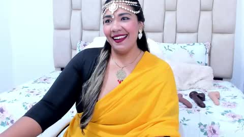 NAILHA SAJANI  online show from 10, 9, 2025