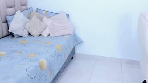 NAILHA SAJANI  online show from 1, 10, 2025