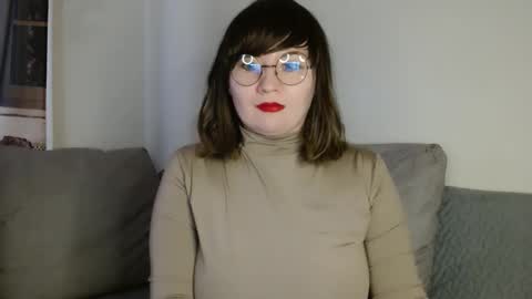 Snapshot of _lalilu_ chatting on 5, 1, 2025 _lalilu_ online show from 5, 1, 2025