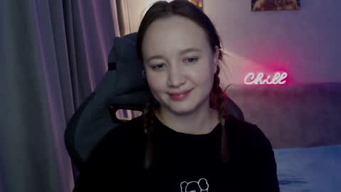 _lalune_ online show from 14, 10, 2025