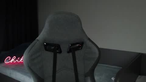 _lalune_ online show from 5, 12, 2025