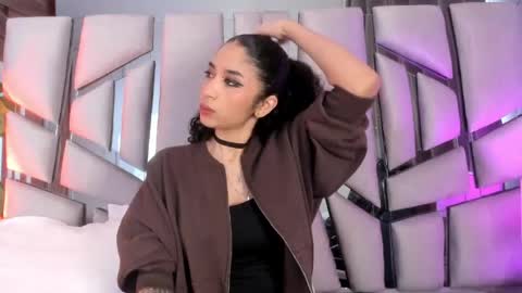 Lanna  online show from 16, 4, 2026