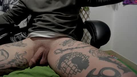 Layne online show from 21, 2, 2025