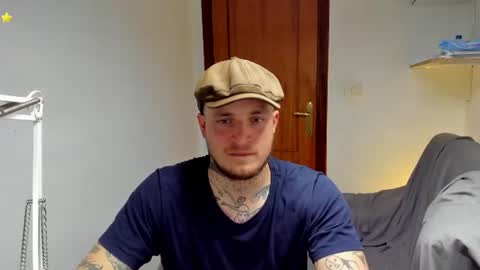 Snapshot of _layne chatting on 26, 6, 2026 Layne online show from 26, 6, 2026