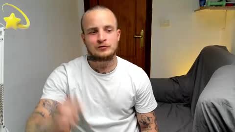 Snapshot of _layne chatting on 14, 7, 2026 Layne online show from 14, 7, 2026
