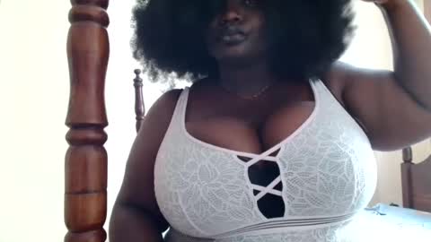 Snapshot of _licious_ chatting on 23, 7, 2026 Licious online show from 23, 7, 2026