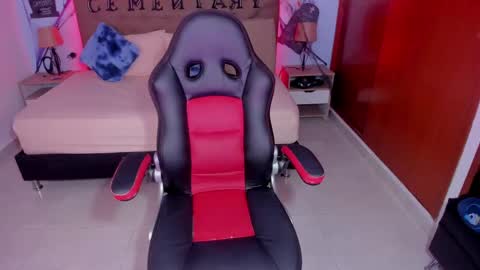 Liily online show from 2, 11, 2025