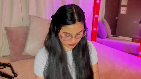 Ivy 3 online show from 3, 2, 2026