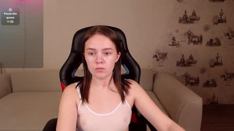 Snapshot of _little_sunshine_ chatting on 31, 1, 2025 My name is lina Lush is activePrivate is Open online show from 31, 1, 2025