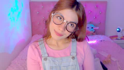 Snapshot of _lloou_ chatting on 19, 12, 2024 Sofia 3 online show from 19, 12, 2024