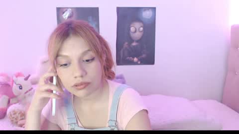 Sofia 3 online show from 3, 6, 2026