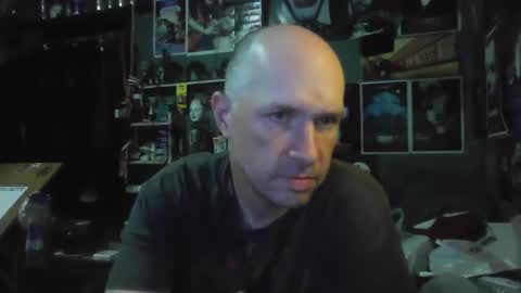 Snapshot of _longfellow chatting on 19, 4, 2026 That guy online show from 19, 4, 2026