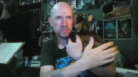Snapshot of _longfellow chatting on 10, 5, 2026 That guy online show from 10, 5, 2026