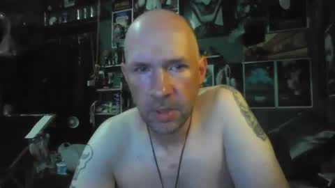 Snapshot of _longfellow chatting on 20, 5, 2026 That guy online show from 20, 5, 2026