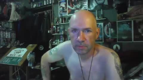 Snapshot of _longfellow chatting on 17, 7, 2026 That guy online show from 17, 7, 2026
