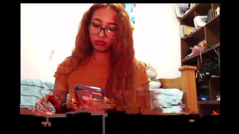 _loreana_ online show from 5, 4, 2026