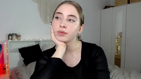 Snapshot of _loveliness_ chatting on 30, 1, 2025 Amanda mandy online show from 30, 1, 2025