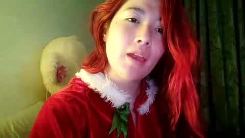 _lunaa__ online show from 31, 12, 2024
