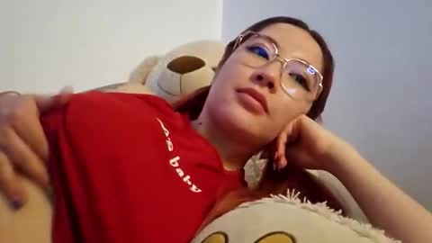 _lunaa__ online show from 12, 9, 2025
