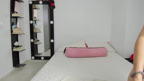 Luna online show from 12, 9, 2025