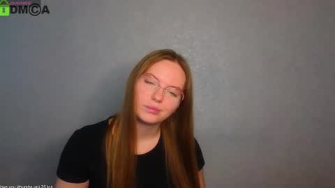 Welcome guys  Pleasure to see you all here  My name is Lysafeta and MichaelaTip menu is active Private is open  online show from 1, 2, 2025