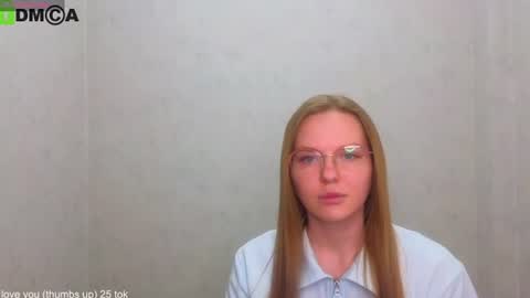 Snapshot of _lysafeta_ chatting on 21, 6, 2026 Welcome guys Pleasure to see you all here My name is Lysafeta and MichaelaTip menu is active Private is open online show from 21, 6, 2026