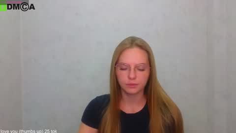 Snapshot of _lysafeta_ chatting on 4, 8, 2026 Welcome guys Pleasure to see you all here My name is Lysafeta and MichaelaTip menu is active Private is open online show from 4, 8, 2026