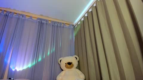 Snapshot of _maaiiaa_ chatting on 17, 2, 2026 Maia online show from 17, 2, 2026