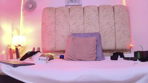 Snapshot of _marcela__ chatting on 23, 4, 2026 _marcela__ online show from 23, 4, 2026