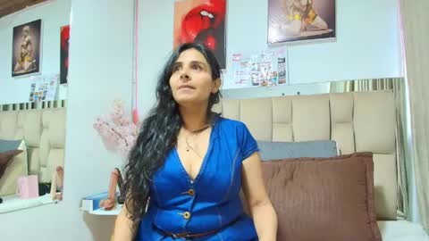 Snapshot of _marcela__ chatting on 22, 5, 2026 _marcela__ online show from 22, 5, 2026
