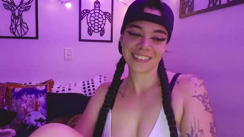 Snapshot of _marcela_wi chatting on 26, 12, 2024 Marce  online show from 26, 12, 2024